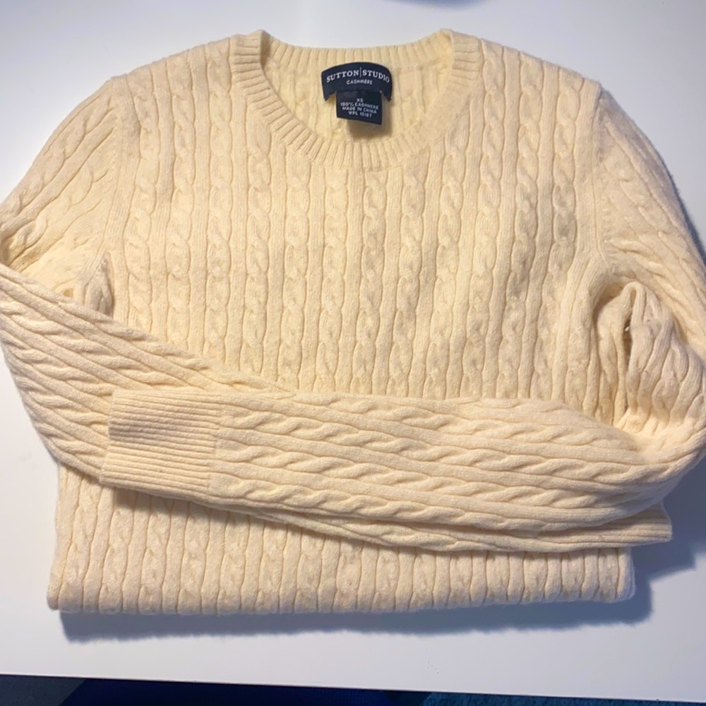 Cashmere sweater
